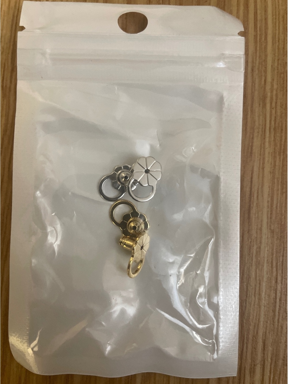 Set of 4 Flower Shaped Ear Studs in Gold and Silver Colors
